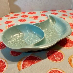 VINTAGE MCM VALLEY VISTA Leaf-Shaped Ceramic Serving Dish - Mint Green USA MADE